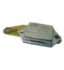 DY-0147 調(diào)節(jié)器 無(wú)刷斯太爾、廣東五華發(fā)電機(jī)北汽歐曼