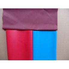 PVC各種彩色塑料薄膜、地板保護(hù)膜A級(jí)AB級(jí)阻燃不阻燃膠帶膜